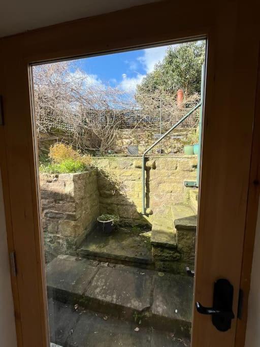 Millstone Cottage Newmillerdam Hill Top Exterior photo